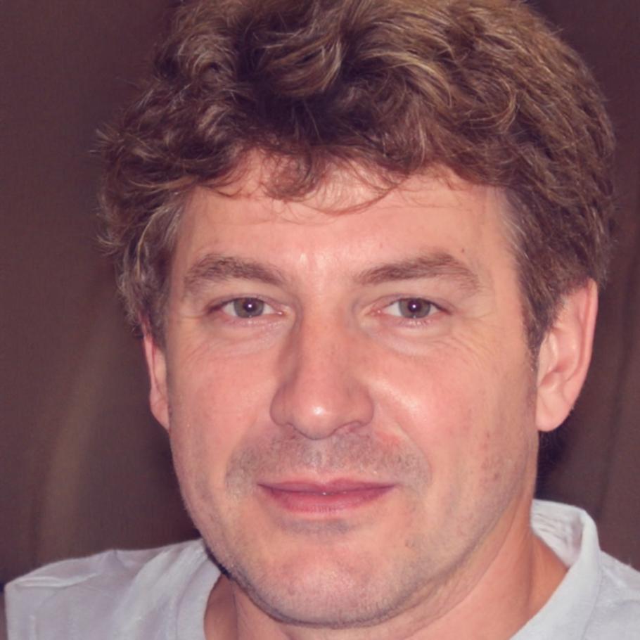 Instruktor mit langjähriger Entwicklungserfahrung